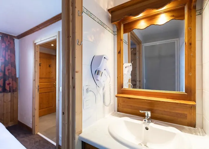 Hotel apartamentowy Des Neiges Hermine