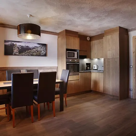 Des Neiges Hermine 4*